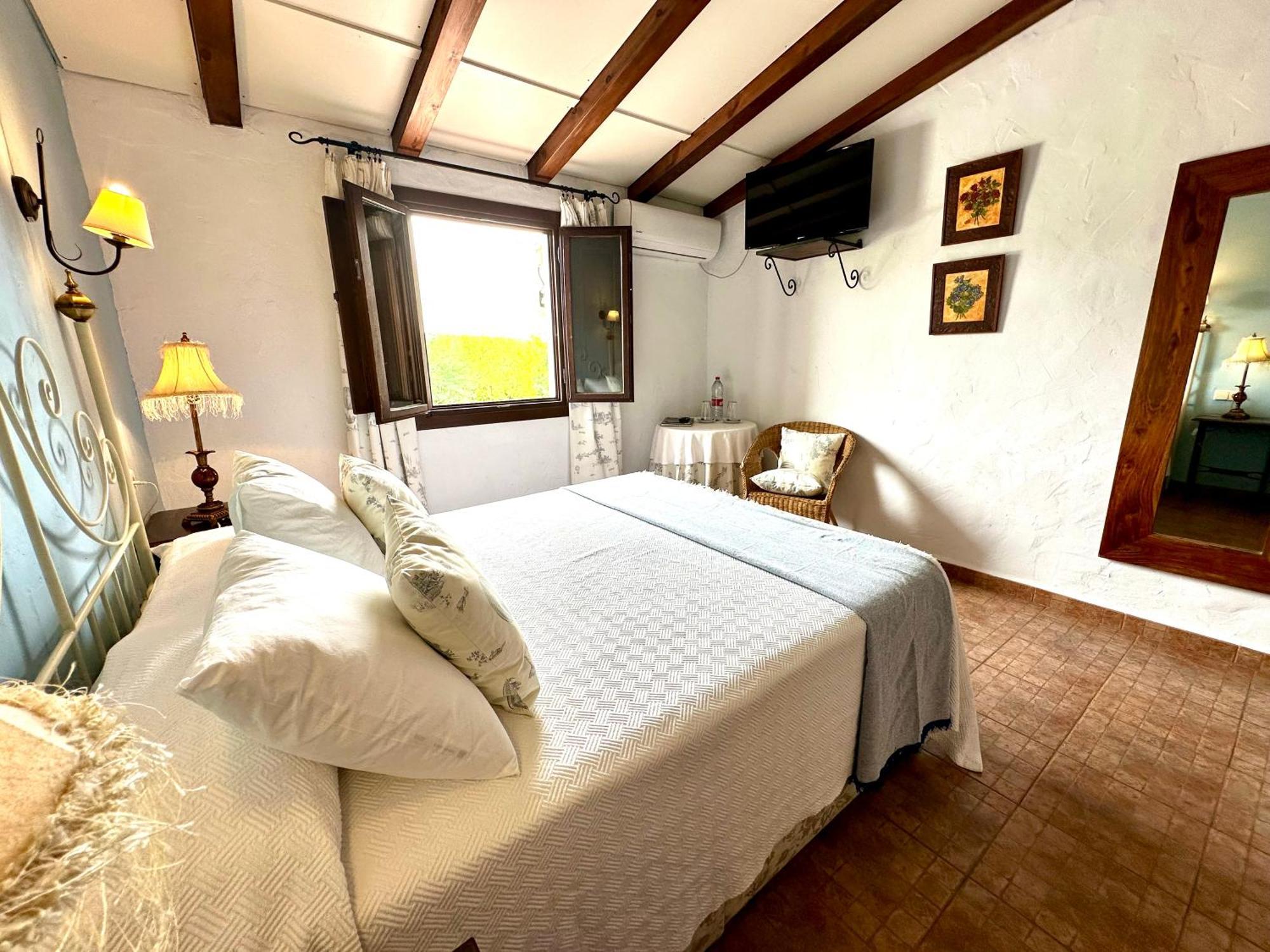 Hotel Rural La Paloma Villanueva de Tapia Εξωτερικό φωτογραφία